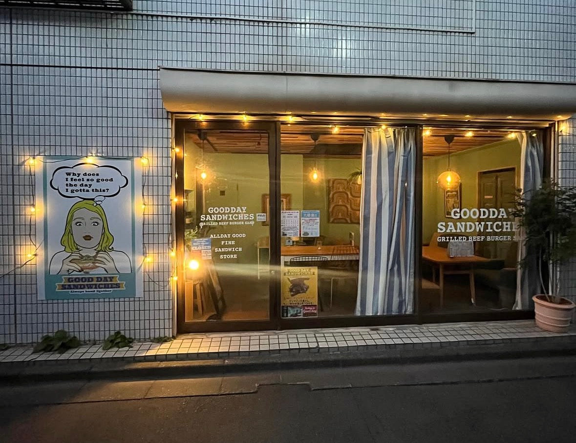 TOKYO SANDWICH MAFIA
Restaurant Design & Sandwich Archive
